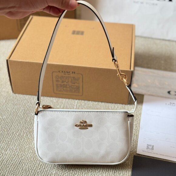 Coach Nolita 19 In Signature Canvas CW426 Gold White Chalk - Picture 1 of 9